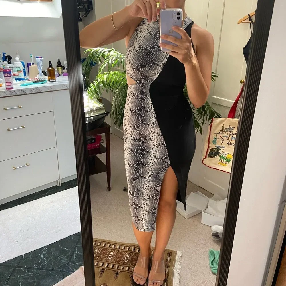 Elizabeth & James Snakeskin Dress 🐍🖤 - Picture 1 of 5